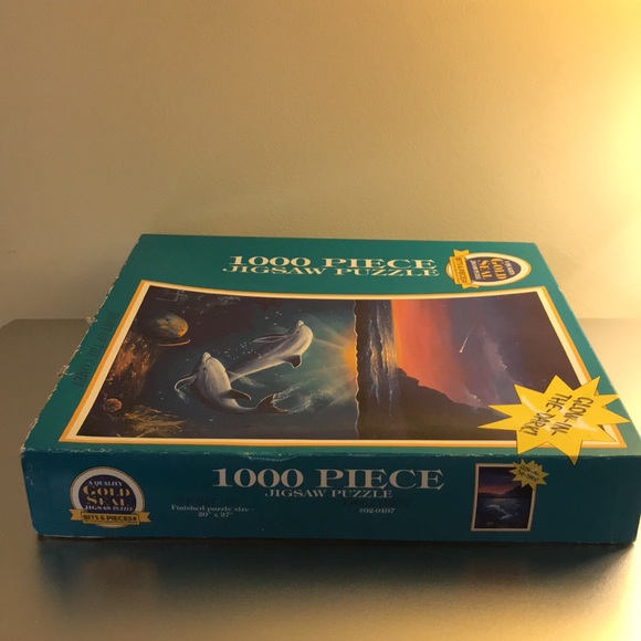 🎉2/$15🎉1000 piece jigsaw puzzle, “Night of the Comet” - Picture 5 of 11